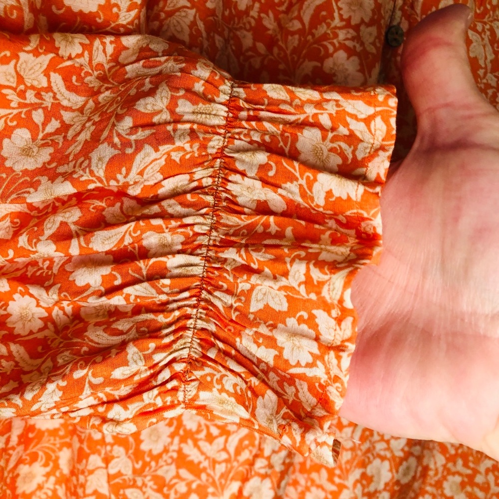 Grand & Greene Orange Floral Women's Top - Picture 6 of 9